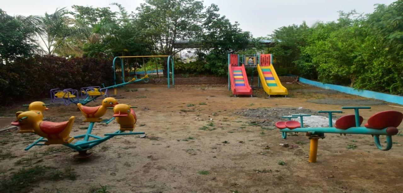 Wayfare Sp Resort Panvel Exteriör bild