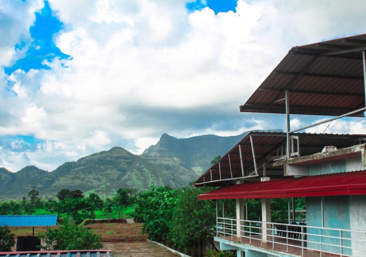 Wayfare Sp Resort Panvel Exteriör bild