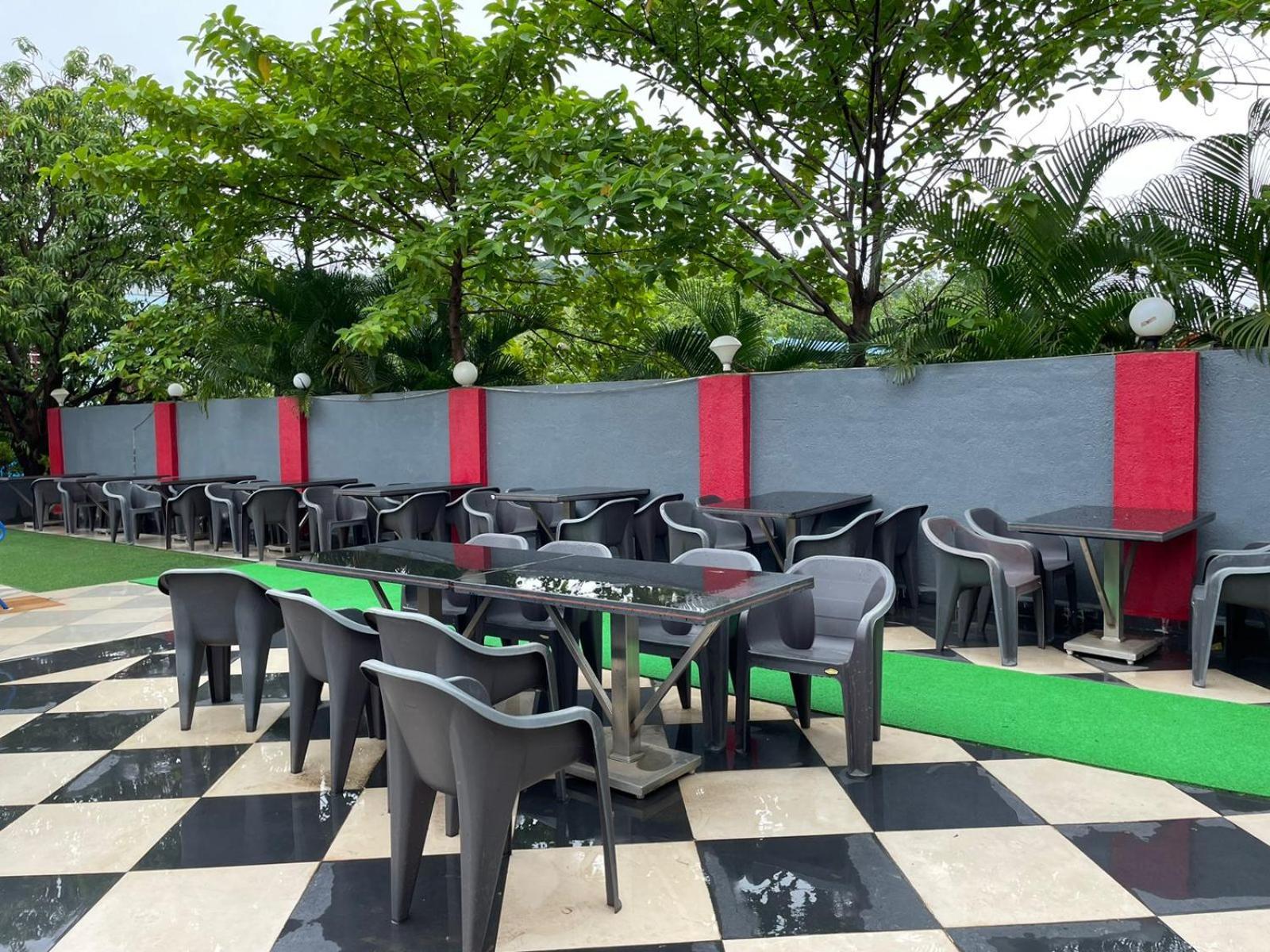 Wayfare Sp Resort Panvel Exteriör bild